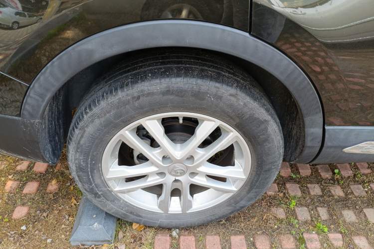 Used Baojun 560 2015 1.8L Manual Elite Edition
