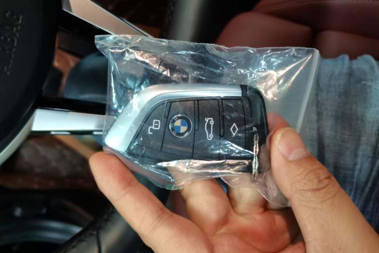 Used BMW 3 Series 2025 330Li M Sport Shadowline Package
