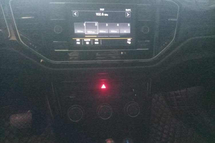 Used Volkswagen T-ROC 2018 280TSI DSG Two-Wheel-Drive Comfort Version China V Standard