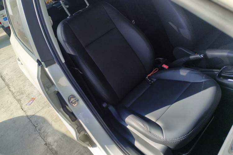 Used Volkswagen Polo 2016 1.6L Automatic Comfort Model