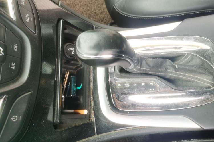 Used Buick Regal 2014 1.6T Fashionable Tech Edition