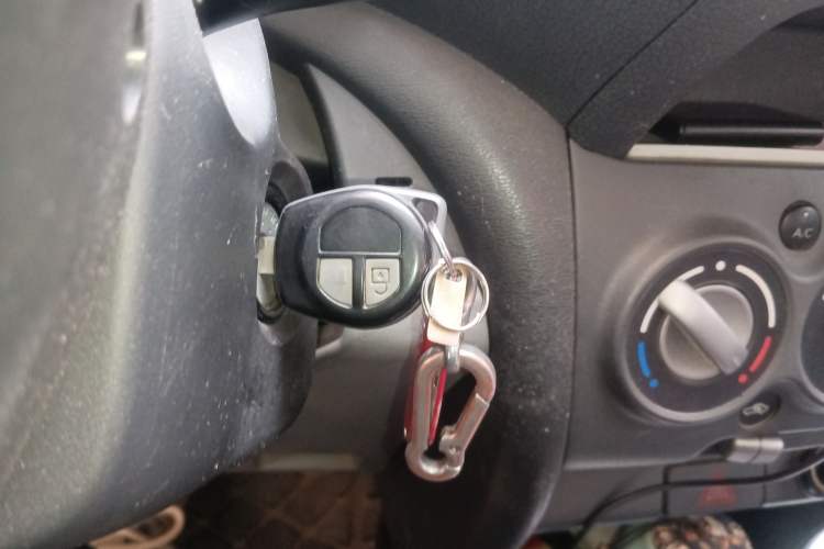 Used Suzuki Alto 2013 1.0L Automatic Luxury Model Vehicle Key