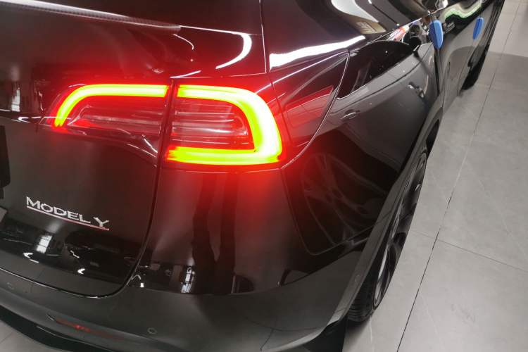 Used Tesla Model Y 2022 Performance High-Performance All-Wheel-Drive Version