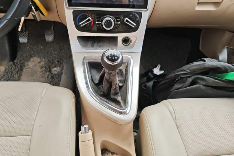 Used Brilliance H330 2013 1.5L Manual Comfort Model
