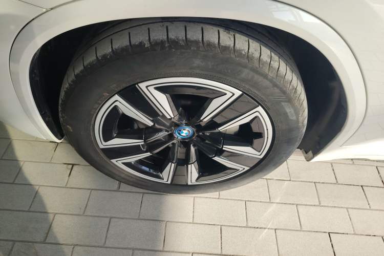 Used BMW iX3 2024 Leading Model
