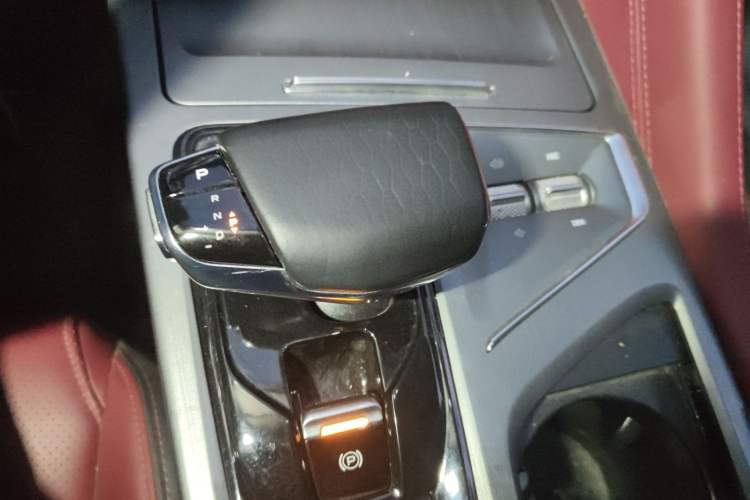 Used Changan CS75 PLUS 2022 1.5T Automatic Prestige Model