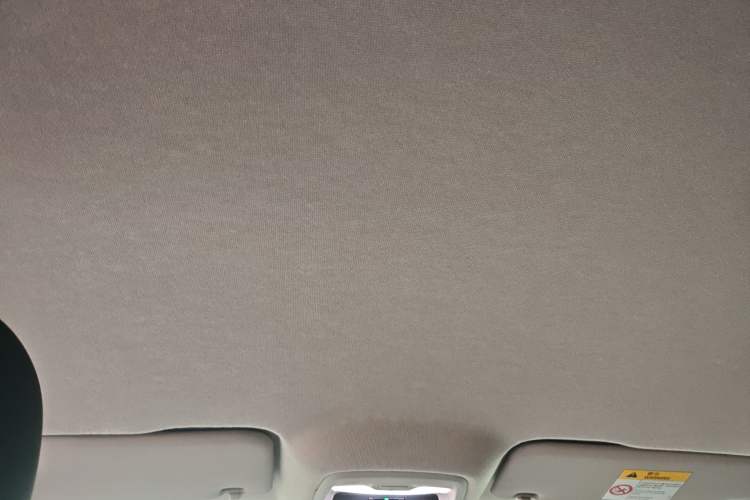 Used Chevrolet Trax 2019 325T Automatic Sport Edition China VI Standard
