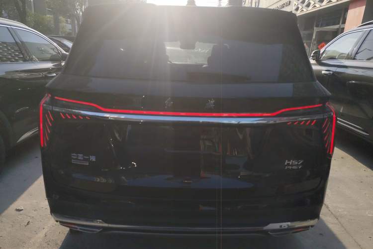 Used Hongqi HS7 PHEV 2024 2.0T PHEV Four-Wheel Drive Flagship Edition 6 Seats Rear