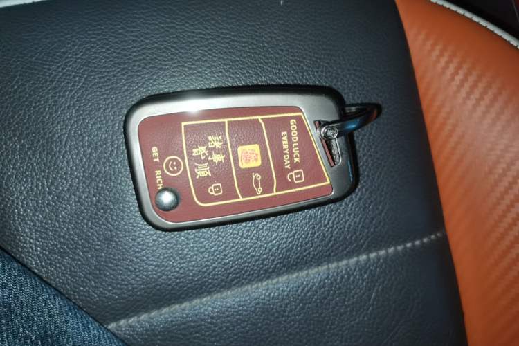 Used Volkswagen T-ROC 2018 280TSI DSG Two-Wheel-Drive Comfort Version China V Standard