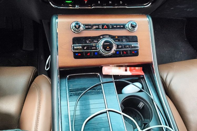 Used Lincoln Aviator 2021 3.0T V6 Four-Wheel Drive Zunya Edition
