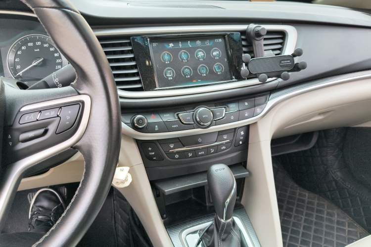 Used Buick GT 2019 15T Dual-Clutch Connected Elite Model China VI
