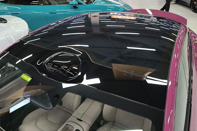 Used Xiaomi Auto SU7 2024 Four-Wheel Drive Ultra-Long Range Advanced Intelligent Driving Max Edition Roof