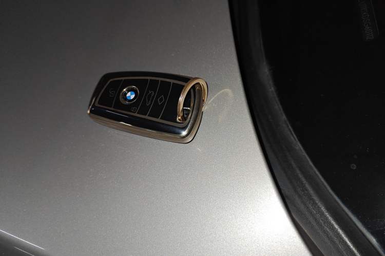 Used BMW 5 Series 2013 520Li Elegant Edition
