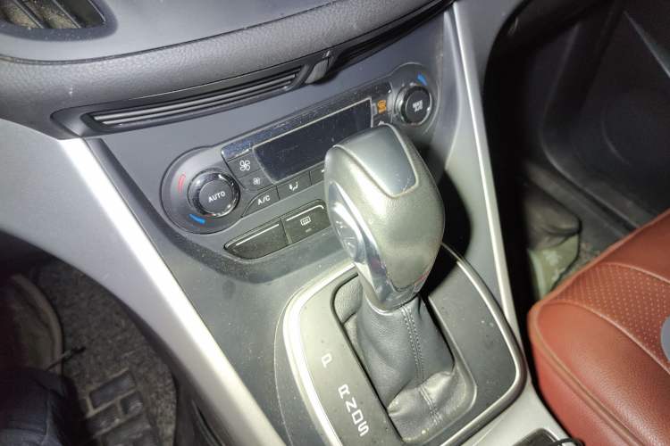 Used Ford Kuga 2015 1.5L GTDi Two-Wheel Drive Fashion Edition