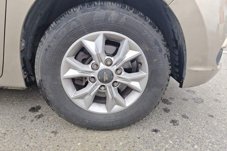 Used SAIC MAXUS G10 2014 2.0T Automatic Elite Edition