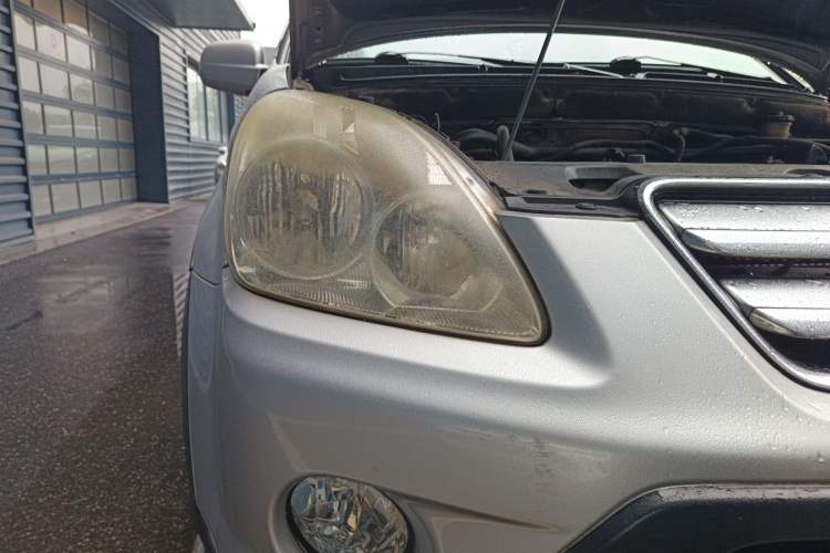 Used Honda CR-V 2005 2.0L automatic Right Front Headlight