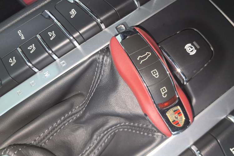 Used Porsche Macan 2021 Macan 2.0T
