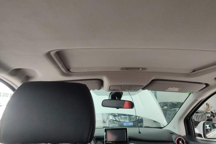 Used BAIC Senova X25 2017 1.5L Automatic Elite Navigation Edition
