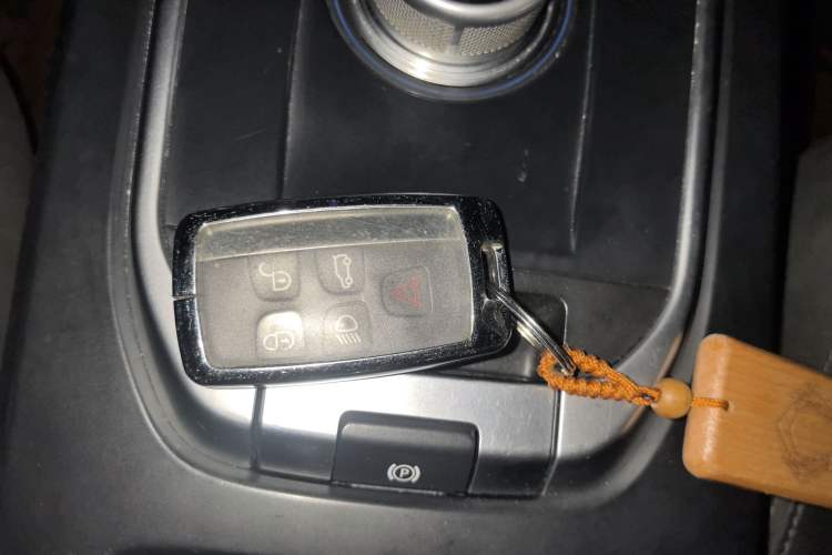 Used Land Rover Discovery Sport 2016 2.0T SE
