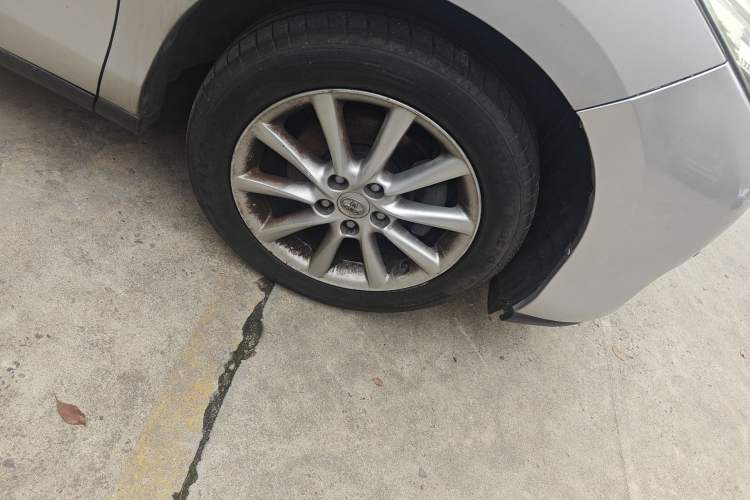 Used Toyota Previa 2007 3.5L 7-Seater Luxury Version Right Front Wheel Hub