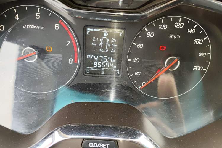 Used Baojun 310W 2017 1.5L Manual Fashion Model China V