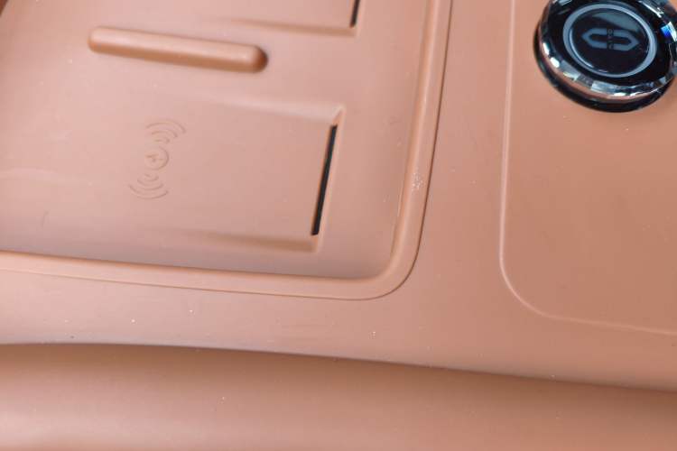 Used Hima AITO M9 2024 Range-Extended Ultra Version 42 kWh 6-Seater Model
