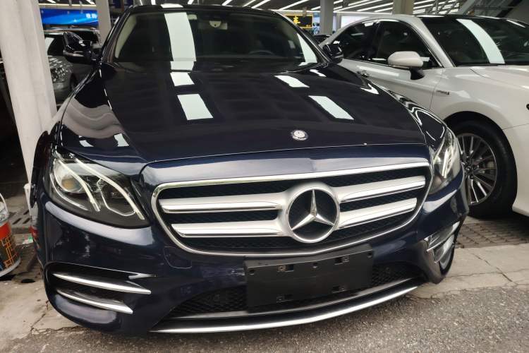 Used Mercedes-Benz E-Class 2016 E 300 L Sporty and Stylish Model Front