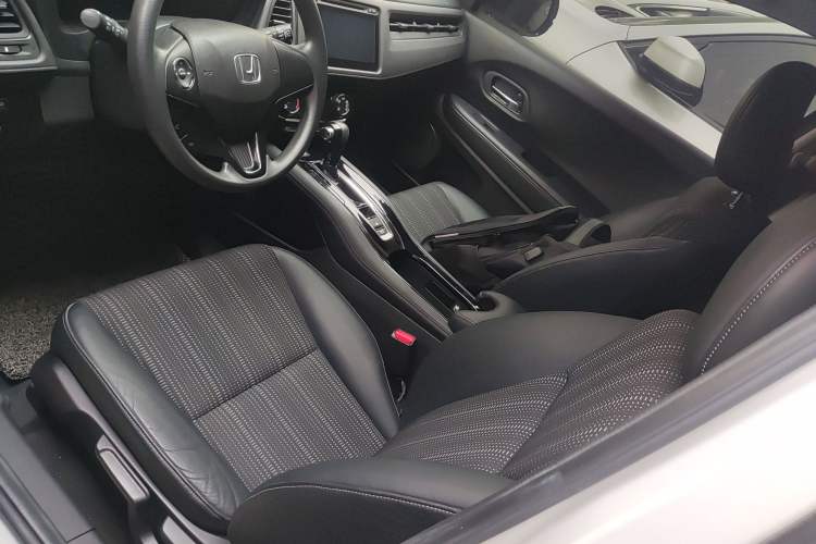 Used Honda Vezel 2015 1.8L CVT 2WD Elite Model Left Front Seat