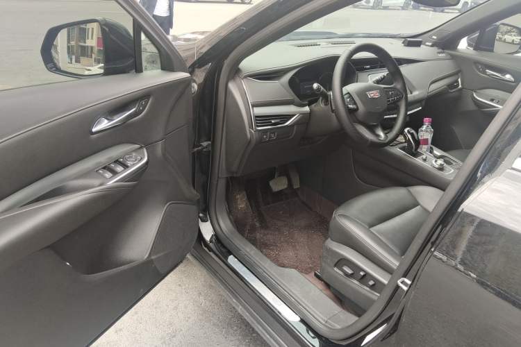 Used Cadillac XT4 2021 28T Two-Wheel Drive Leading Version Driver Seat