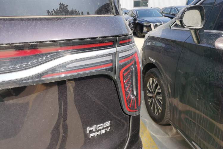 Used Hongqi HQ9 PHEV 2024 2.0T Four-Wheel Drive Business Edition