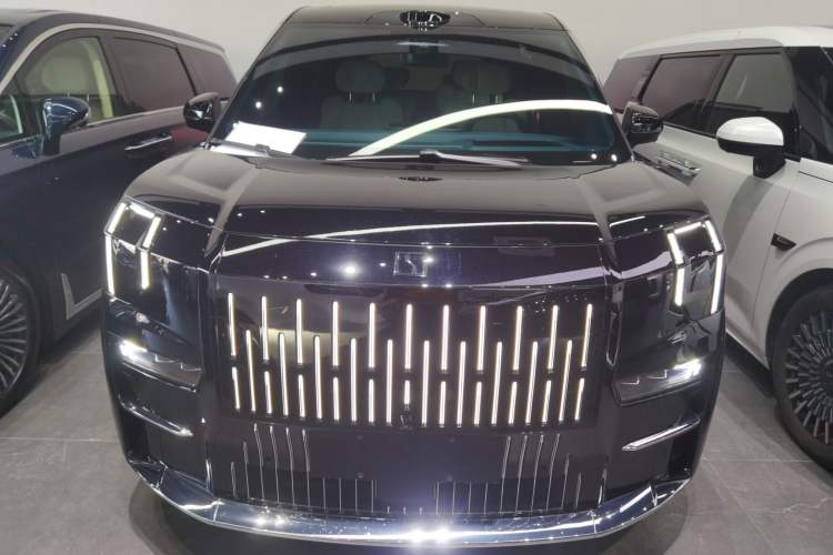 Used Zeekr 009 2024 Six-Seat Executive Version 4WD 108 kWh
