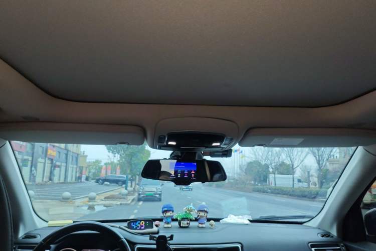 Used Jeep Commander 2018 2.0T Two-Wheel Drive Enjoy Edition China V