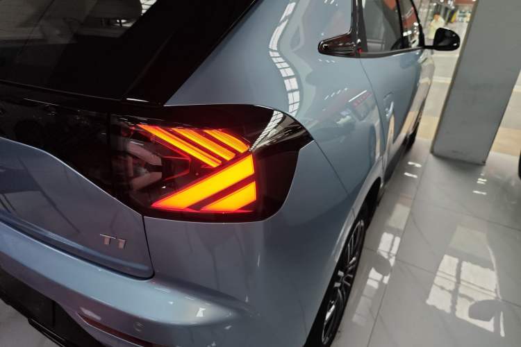 Used ARCFOX T1 2025 Model 425 PLUS