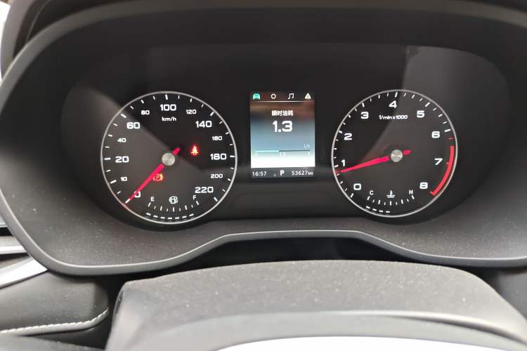 Used Roewe i5 2019 1.5L Automatic 4G Connected Langhao Edition Instrument Cluster