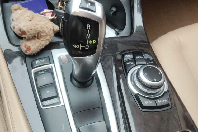 Used BMW 5 Series 2014 525Li Leading Model Gear Lever