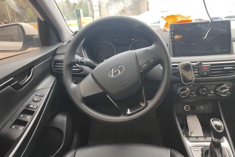 Used Hyundai Celesta 2018 1.6L Automatic GL Enjoyment Version China V Standard
