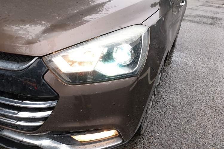 Used JAC Refine S2 2015 1.5L Manual Luxury Smart Model