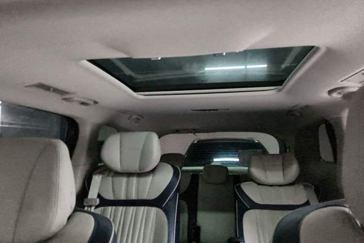 Used Roewe iMAX8 2021 400TGI Supreme Series Prestige Edition