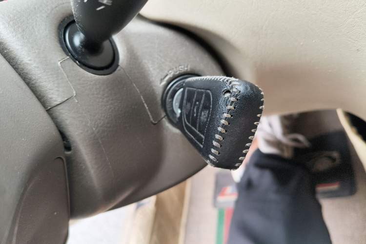 Used Toyota Corolla EX 2011 1.6L Automatic Classic Edition Vehicle Key