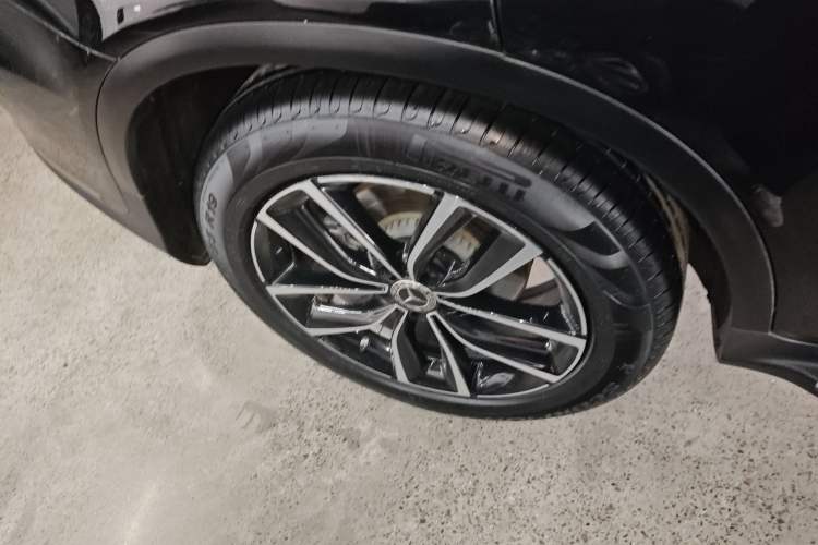 Used Mercedes-Benz GLC 2021 GLC 300 L 4MATIC Dynamic Model Right Rear Wheel Hub