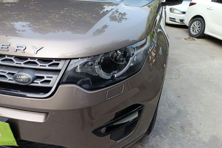 Used Land Rover Discovery Sport 2016 2.0T S Left Front Headlight