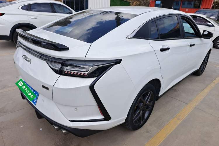 Used Dongfeng Aeolus Yixuan 2023 Mach Edition 1.5T Automatic Pursuit Rider Version Rear Right 45 Deg