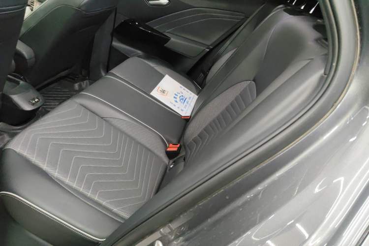 Used Volkswagen ID.3 2025 Smart Edition Outstanding Model
