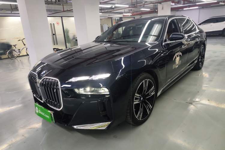 Used BMW i7 2023 eDrive50L Prestige M Sport Package