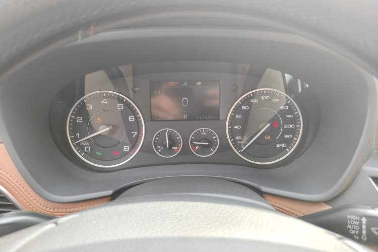 Used BORGWARD BX7 2016 28T Two-Wheel Drive Luxury Version 5 Seats