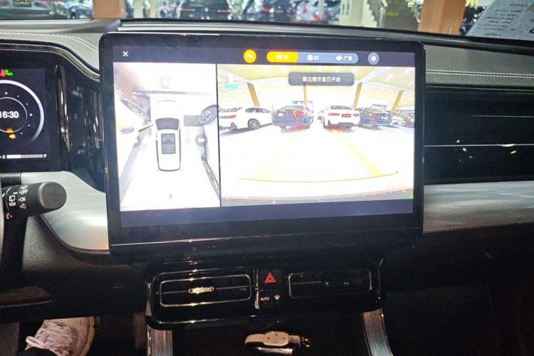 Used GAC Trumpchi GS8 2024 Dual-Motor Series 2.0TM Two-Wheel Drive Premium Edition