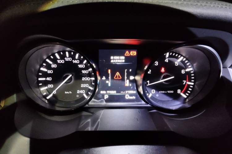 Used Land Rover Range Rover Evoque 2015 2.0T 5-Door Luxury Edition