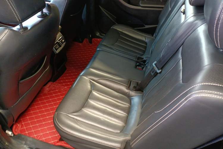 Used Dongfeng Fengon 580 2017 1.5T CVT Smart Style Model Left Rear Seat