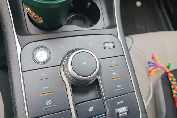 Used BYD Destroyer 05 2024 HONOR Edition DM-i 55KM Luxury Model Gear Lever