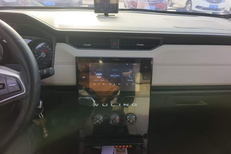 Used Wuling Zhengcheng 2021 1.5T Manual Luxury Version
